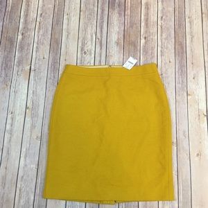 J Crew Pencil Skirt Women’s Size 8!  Fall Perfect Wool